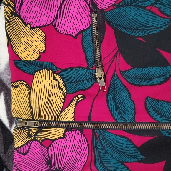 Pencil skirt - Picture 3 of 6